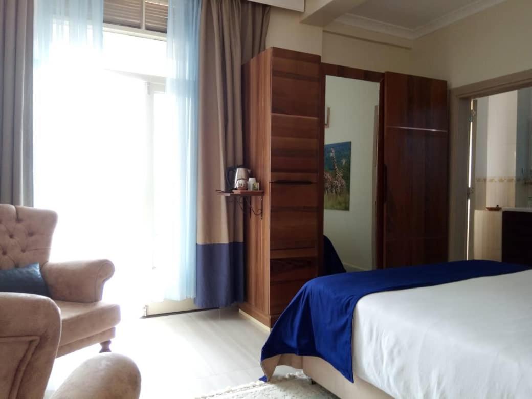 Ikaze B&B Кигали Экстерьер фото